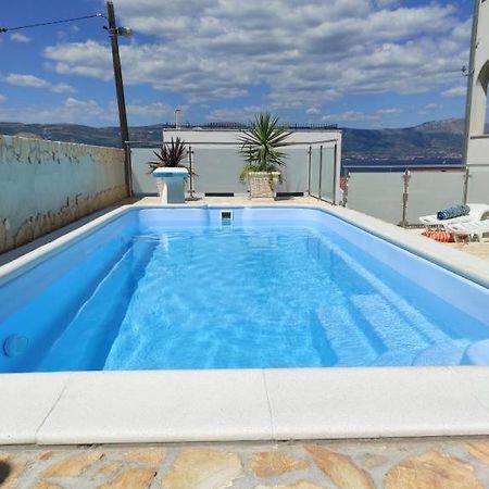 Apartments Sollis โตรกีร์ ภายนอก รูปภาพ